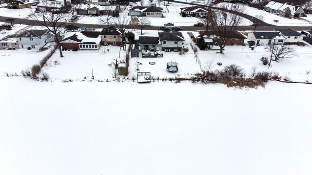 2812 W 60th Drive, Merrillville, IN 46410