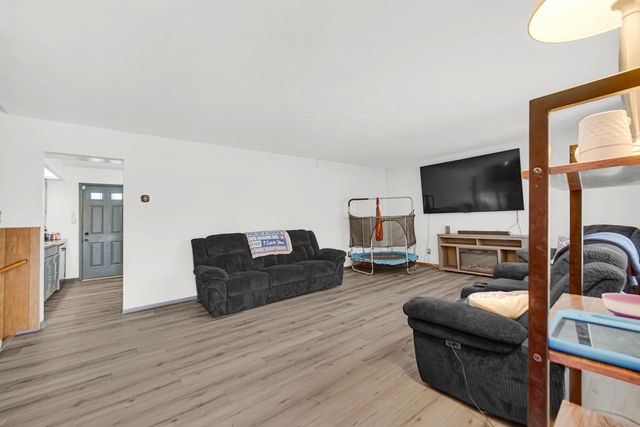 2812 W 60th Drive, Merrillville, IN 46410