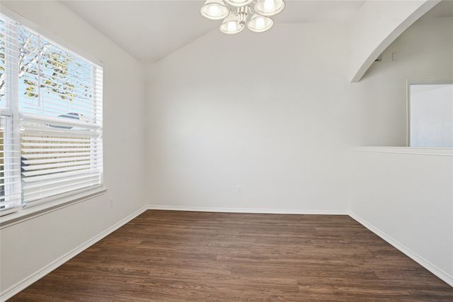 340 Creekside Way, Waxahachie, TX 75165