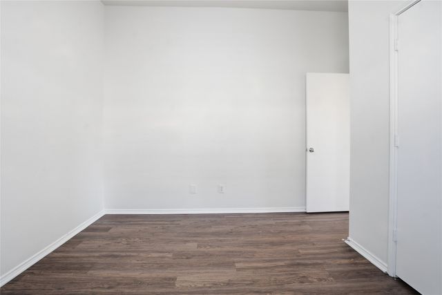 340 Creekside Way, Waxahachie, TX 75165