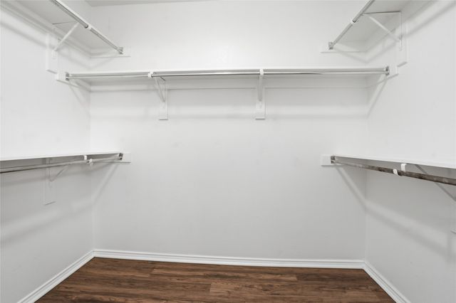 340 Creekside Way, Waxahachie, TX 75165