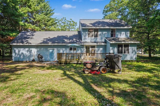 2139 Deerwood Drive, Twin Lake, MI 49457