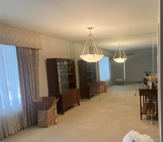 29411 Marimoor Drive, Southfield, MI 48076