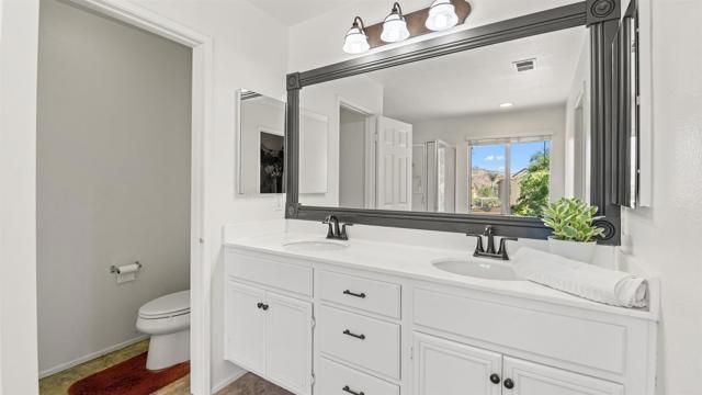 3605 Lake Circle Dr, Fallbrook, CA 92028