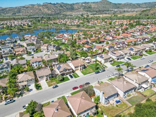 3605 Lake Circle Dr, Fallbrook, CA 92028