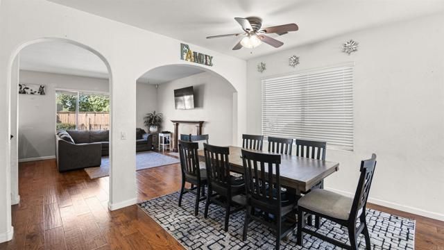 3605 Lake Circle Dr, Fallbrook, CA 92028