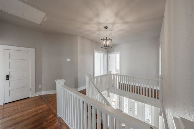 2700 Grim Avenue, Waco, TX 76707