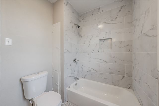 2700 Grim Avenue, Waco, TX 76707