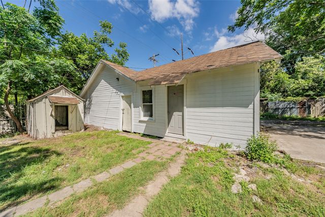 2700 Grim Avenue, Waco, TX 76707