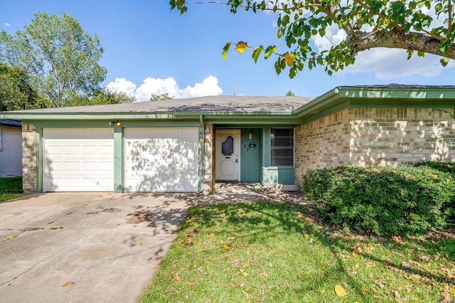 232 Linda Drive, Burleson, TX 76028