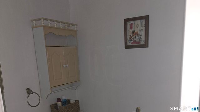 499 Scott Road 14, Waterbury, CT 06705