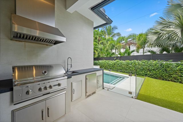 745 Park Drive W, Boca Raton, FL 33432