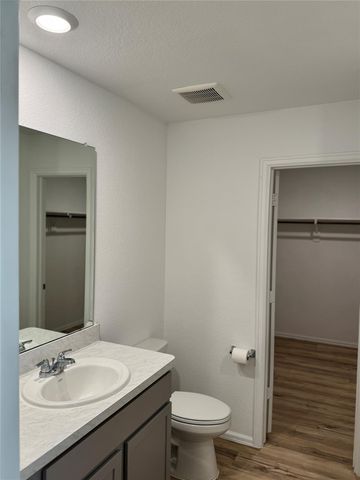 17591 Longwood Trace Lane, New Caney, TX 77357