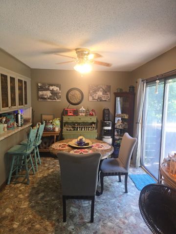 1702 E Spring Drive, Horseshoe Bend, AR 72512