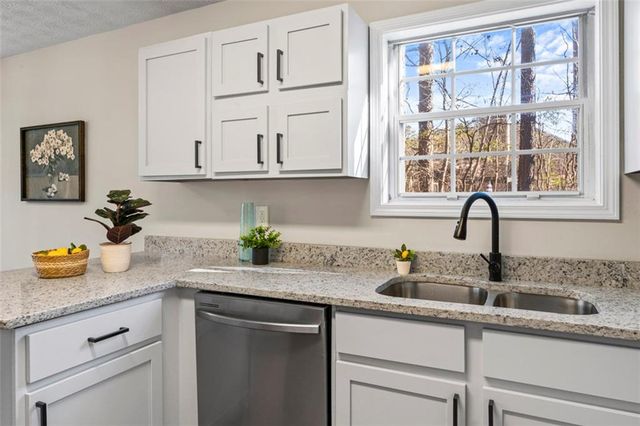 7166 Regent Street, Lithonia, GA 30058