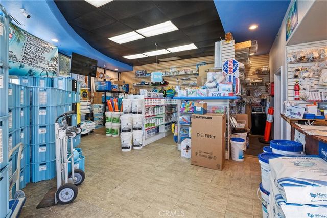 18750 Crenshaw, Torrance, CA 90504