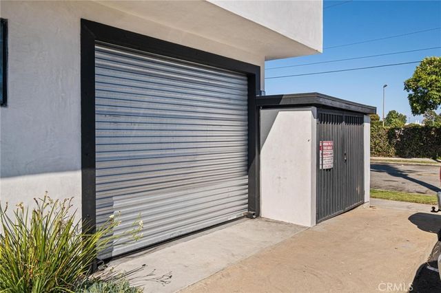 18750 Crenshaw, Torrance, CA 90504