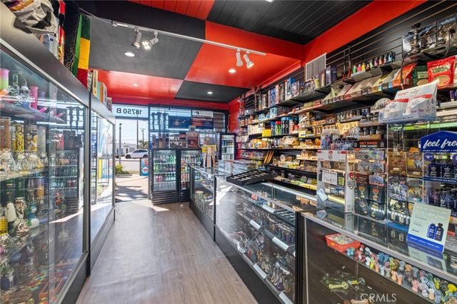 18750 Crenshaw, Torrance, CA 90504
