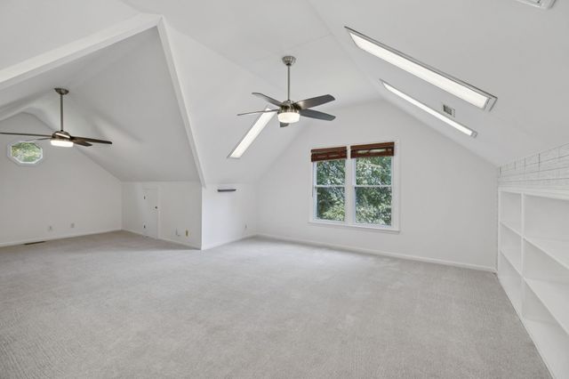 8988 Big Oak Dr, Murfreesboro, TN 37129