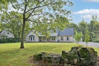 8988 Big Oak Dr, Murfreesboro, TN 37129