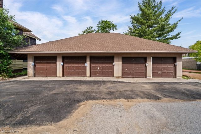 15 Grand Street, Berea, OH 44017