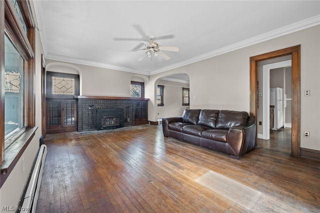 15 Grand Street, Berea, OH 44017