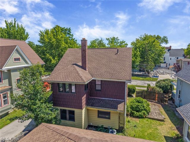 15 Grand Street, Berea, OH 44017