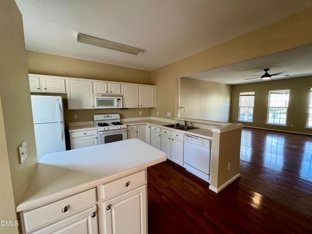 413 Ruby Walk Drive, Morrisville, NC 27560