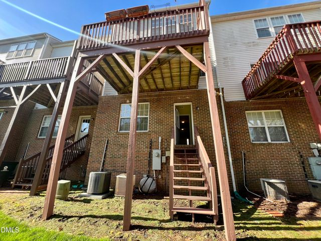 413 Ruby Walk Drive, Morrisville, NC 27560