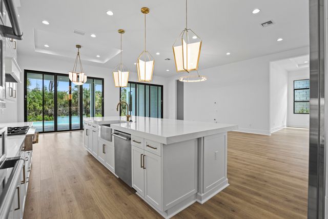 13286 Artisan Circle, Palm Beach Gardens, FL 33418