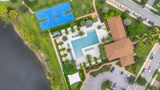 13286 Artisan Circle, Palm Beach Gardens, FL 33418