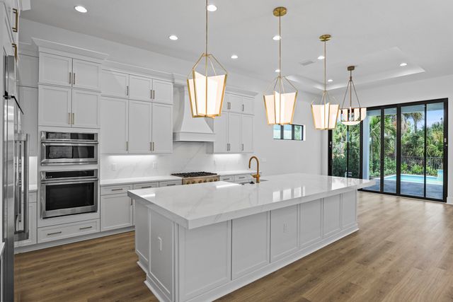 13286 Artisan Circle, Palm Beach Gardens, FL 33418