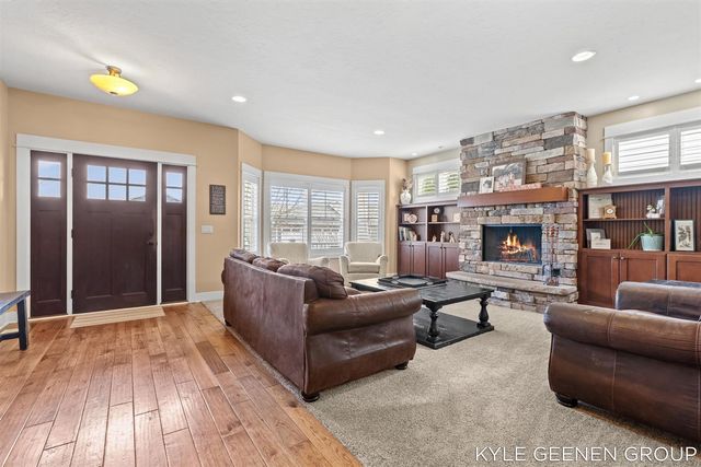 564 Blackstone Street, Holland, MI 49423