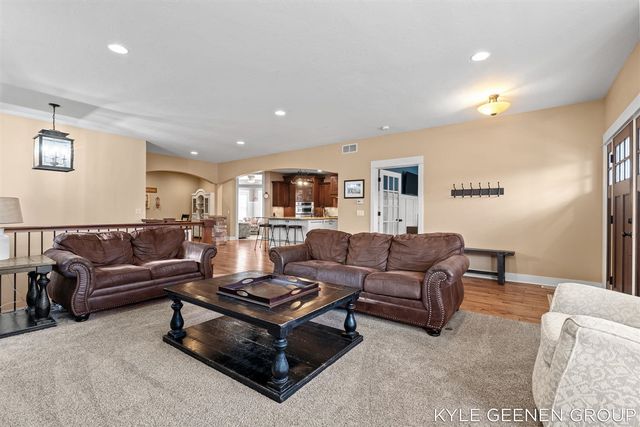 564 Blackstone Street, Holland, MI 49423