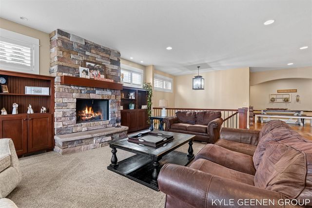 564 Blackstone Street, Holland, MI 49423