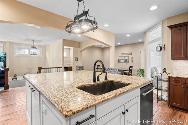 564 Blackstone Street, Holland, MI 49423