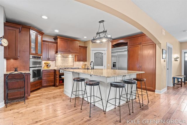 564 Blackstone Street, Holland, MI 49423