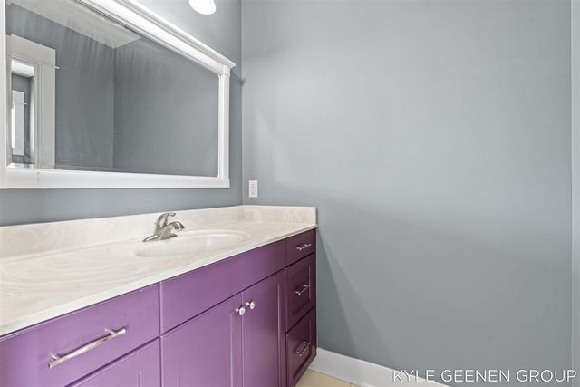 564 Blackstone Street, Holland, MI 49423