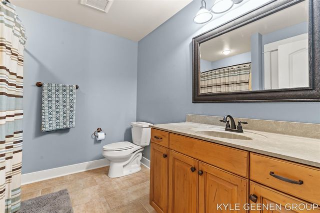 564 Blackstone Street, Holland, MI 49423