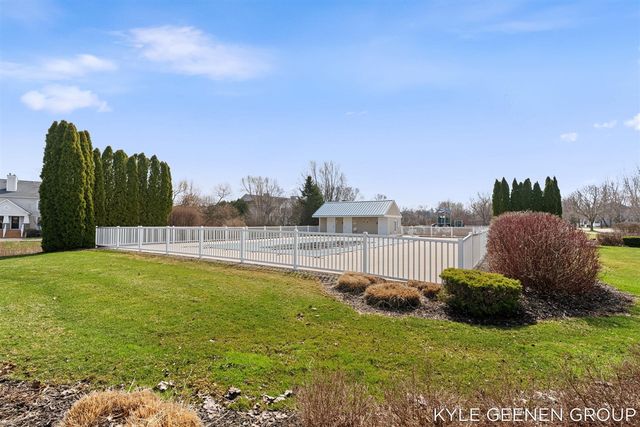 564 Blackstone Street, Holland, MI 49423