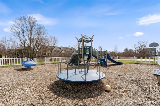 564 Blackstone Street, Holland, MI 49423