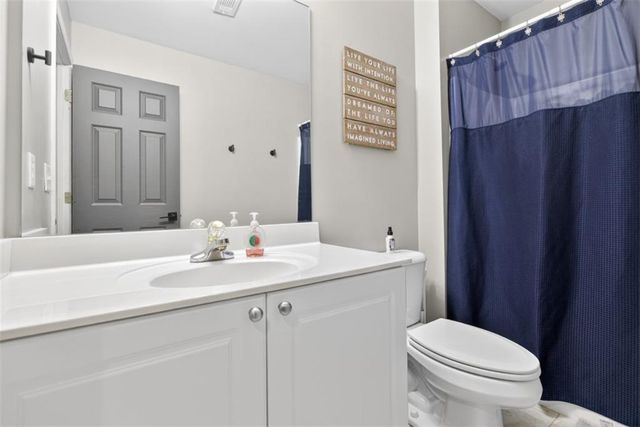 2462 Oak Bluff Drive, Dacula, GA 30019