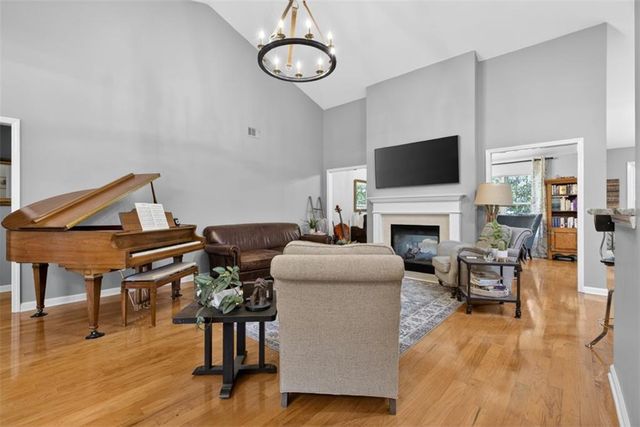 2462 Oak Bluff Drive, Dacula, GA 30019