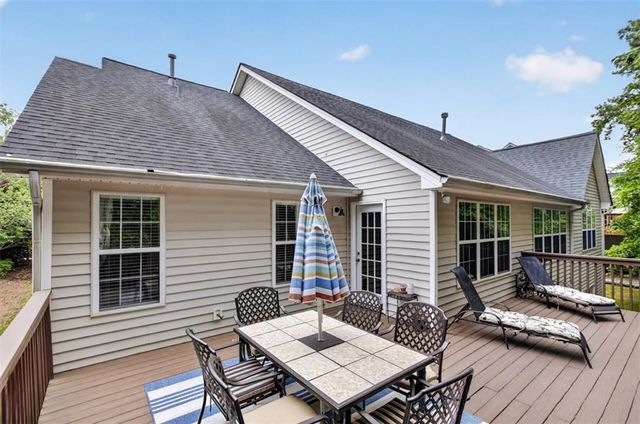 2462 Oak Bluff Drive, Dacula, GA 30019