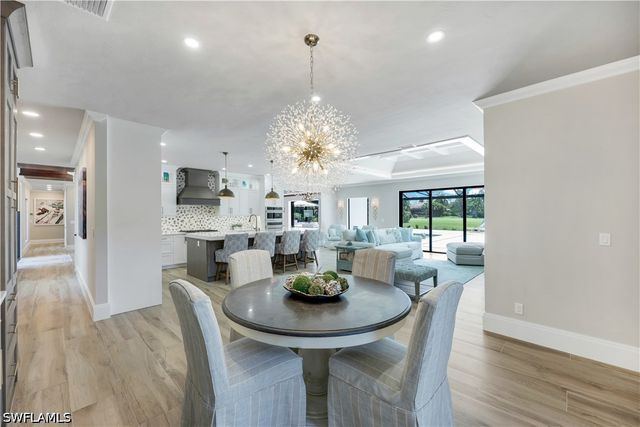 4701 Oak Leaf DR, Naples, FL 34119