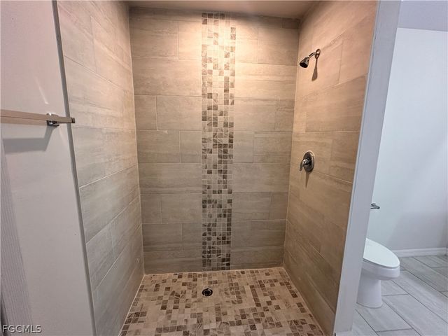 1313 NE 3rd TER, Cape Coral, FL 33909