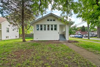 1400 S 17th Avenue, Maywood, IL 60153