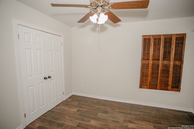 456 margo, Pearsall, TX 78061