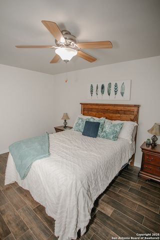 456 margo, Pearsall, TX 78061