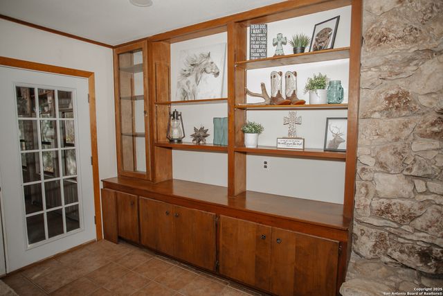 456 margo, Pearsall, TX 78061